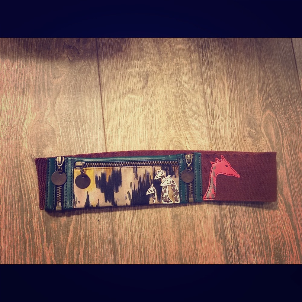 RARE Anthropologie zipper giraffe belt